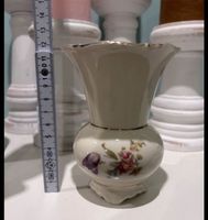 Kleine Porzellan Vase mit Blümchen Rheinland-Pfalz - Koblenz Vorschau