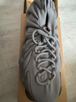 Adidas Yeezy 450 Stone grey Größe 44 Hessen - Kassel Vorschau