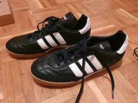 NEU Adidas Libero 41 42 Hallenschuhe Indoor Fußballschuhe Bayern - Laufen Vorschau