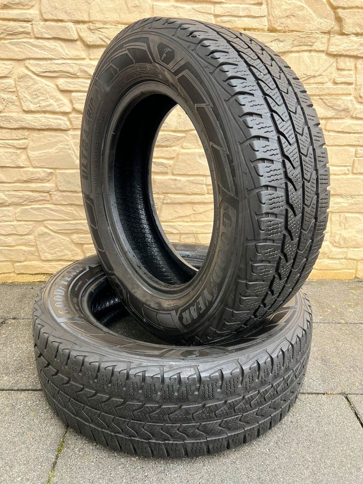 2x 205 65 R16C 107/105T Winterreifen Goodyear 5,5mm DOT:3619 in Meschede