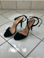 High Heels boohoo Gr. 38 schwarz angeraut Berlin - Marienfelde Vorschau