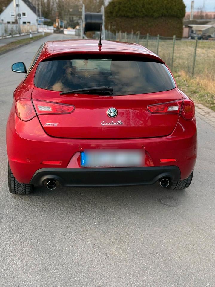 Alfa Romeo Giulietta zu verkaufen top Zustand in Hameln