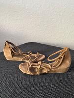Keilabsatz-Sandalen von Esprit Größe 38 Hessen - Langgöns Vorschau