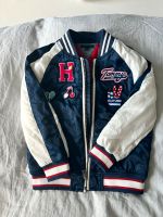 Schöne Tommy Hilfiger Collegejacke Herzogtum Lauenburg - Wentorf Vorschau