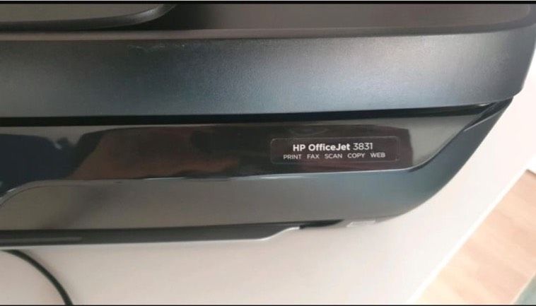 HP OfficeJet 3831 Drucker / Scanner / Kopierer / WLAN in Leipzig