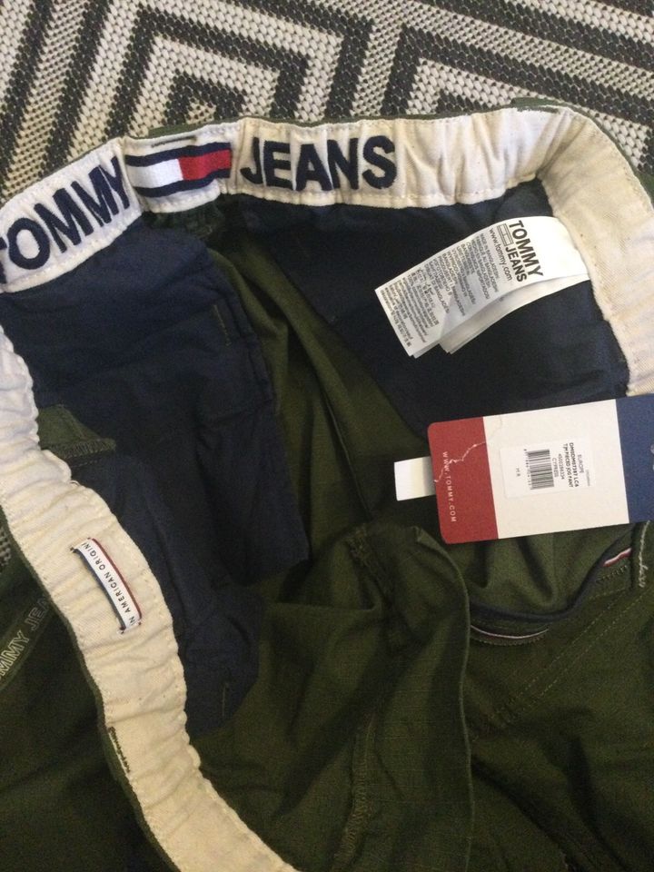 Hilfiger Tommy Jeans Pieced Jog Pant Chino Hose - NEU - Gr M in München