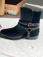 UGG Stiefeletten – Modell Kelsey – Schwarz München - Maxvorstadt Vorschau