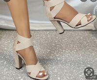 Damen Sandalen beige/Samt Neu Gr.36 Berlin - Marzahn Vorschau