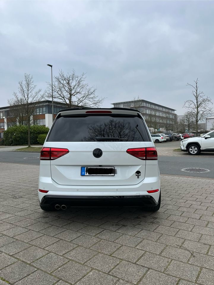 VW Touran 2,0TDI 190PS R-Line 7.Sitzer in Bremen