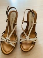 Schöne Sandalen 37 ♥️♥️♥️ Baden-Württemberg - Fellbach Vorschau