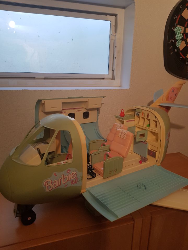 Flugzeug von Barbie in Magdeburg