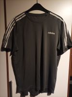 Adidas T-Shirt in grau Größe XL, guter Zustand Hessen - Wabern Vorschau