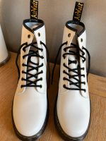 Dr Martens Schuhe Stiefel Zavala Dr. Martens weiß Neu 42 Wandsbek - Hamburg Bramfeld Vorschau