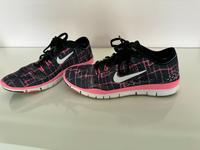 Nike Sneaker - Größe 37,5 Rheinland-Pfalz - Worms Vorschau