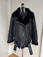 Zara Bikerjacke Pilotenjacke schwarz M Biker Jacke Hessen - Maintal Vorschau