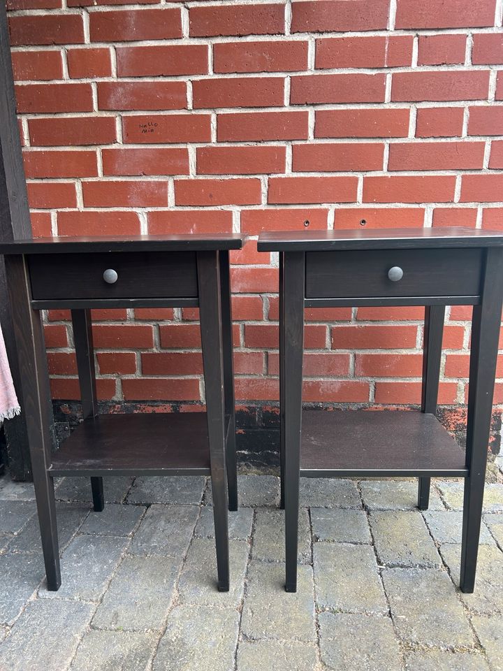 2 Nachttische von  Ikea Hemnes in Hollenstedt