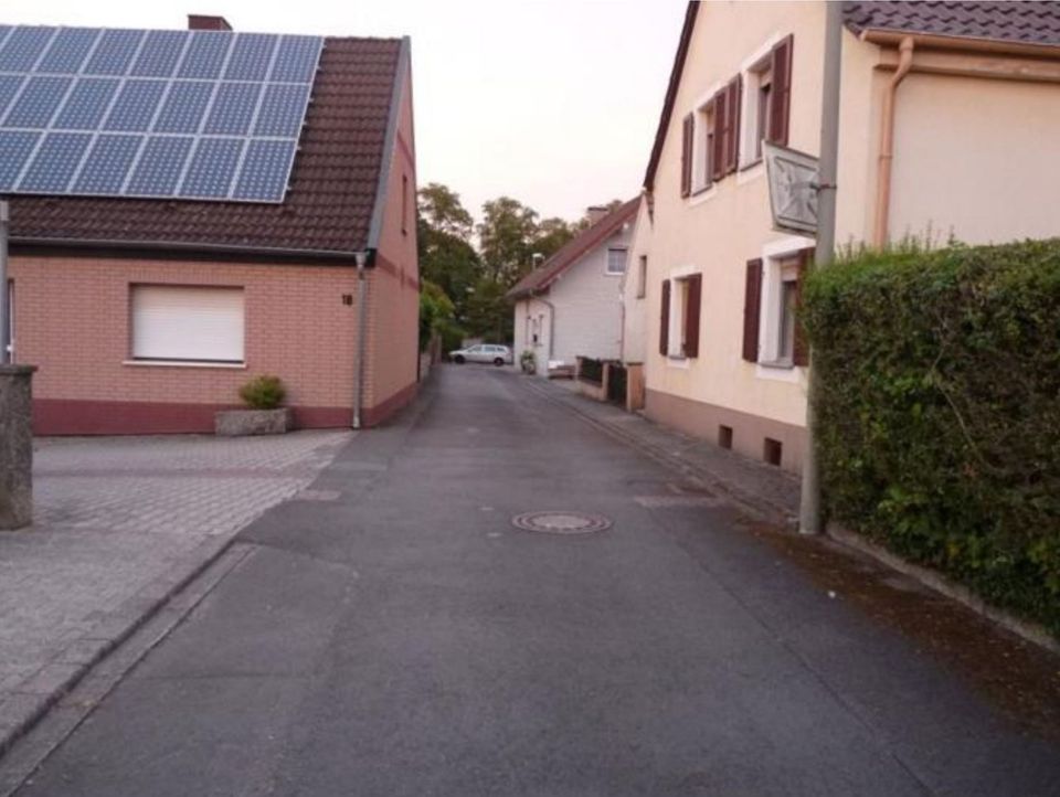 Einfamilienhaus, Heizung neu, große Garage, Garten,provisionsfrei in Waldmohr