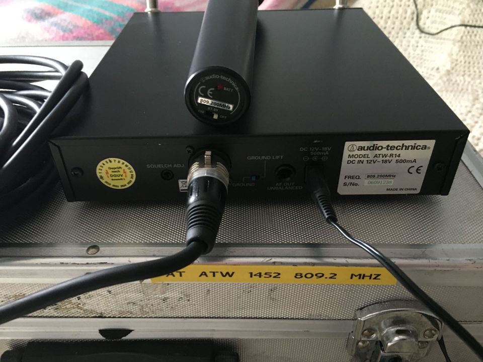 Audio Technica Funkmikrofon für Export ATW 1452 in Bielefeld