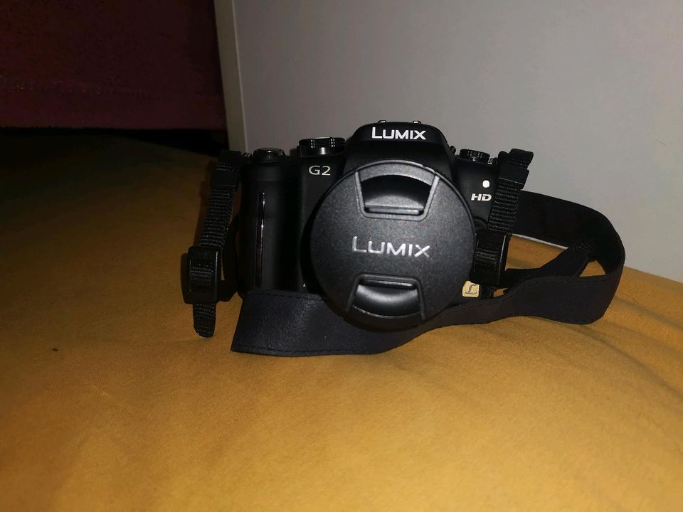 Lumix Dmc-G2 Kamera mit 16gb Speicherkarte und Tasche in Köln