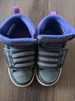 Adidas hohe Sneakers Winterschuhe Winterstiefel Gr. 22 Bayern - Herzogenaurach Vorschau