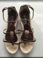 Da.-Sandalen; UNISA; Gr. 38; braun; kaum getragen Niedersachsen - Ostercappeln Vorschau
