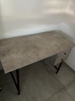 Schreibtisch in Betonoptik mit Metallbeinen Bayern - Ergoldsbach Vorschau