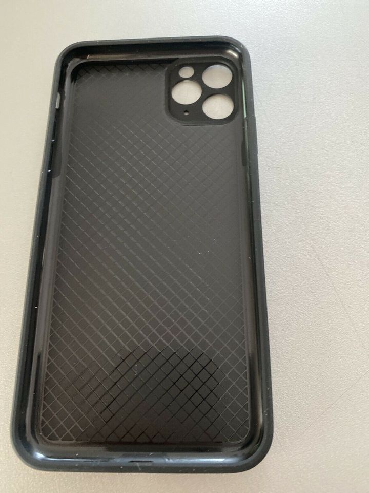 iPhone 11 Pro MAX Handyhülle in Mannheim