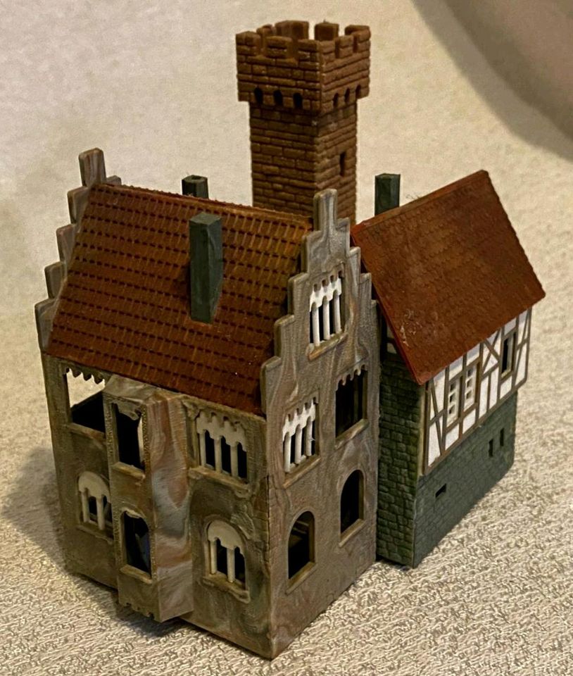 Modelleisenbahn 10 Häuser Miniaturhäuser in Seelze