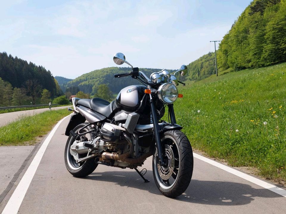 Motorrad   BMW   R1100R in Schuttertal