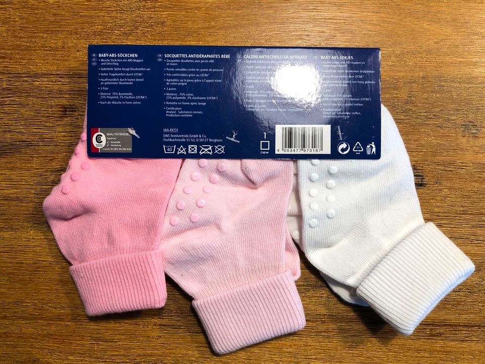 NEU Baby ABS Söckchen 15/18 antirutsch 3 Paar Krabbelsocken in Lampertheim