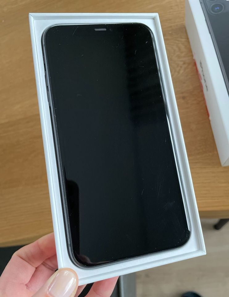 I Phone 11 64GB in Heilbad Heiligenstadt