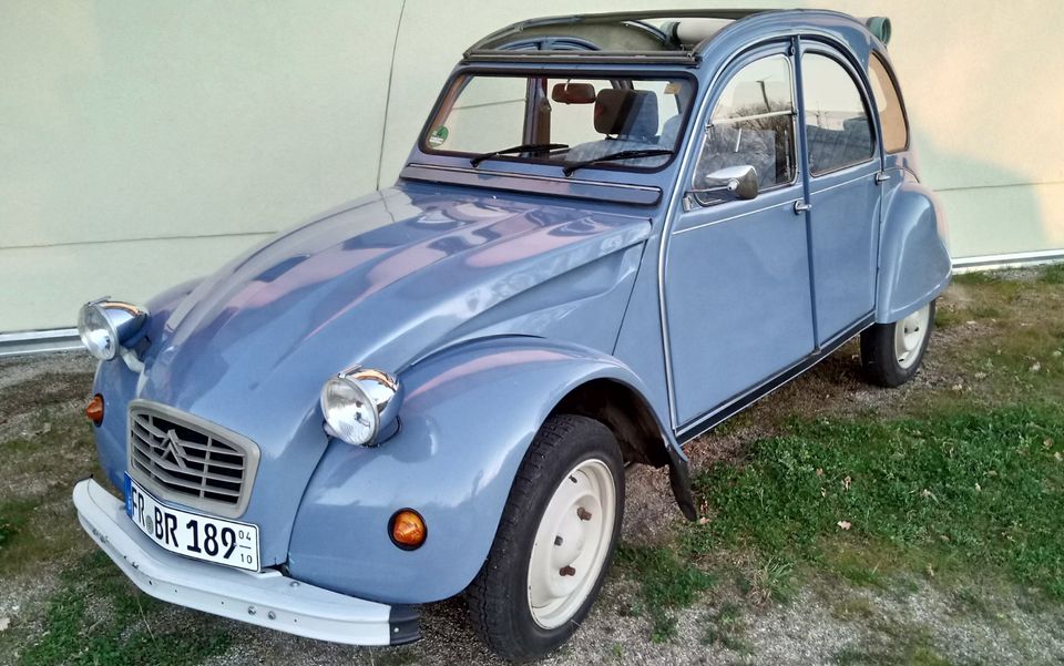 Citroen 2CV "Ente" Oldtimer & Hochzeitsauto mieten! in Berlin