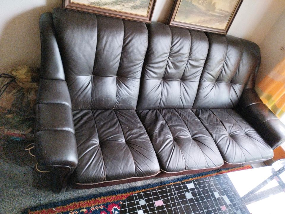 Sofa mit Zwei Sessel in Spalt