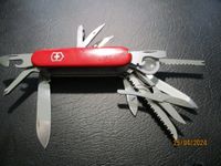 Victorinox Taschenmesser 16 Funktionen NEU Hamburg - Harburg Vorschau