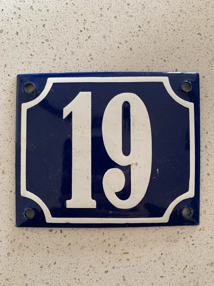 Emaille Hausnummer (n) 10x10cm und 10x12cm blau weiß in Westerholz