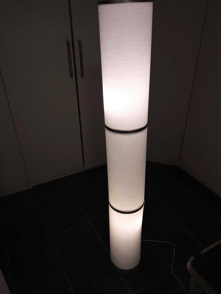 Ikea Stehlampe... in Erkelenz