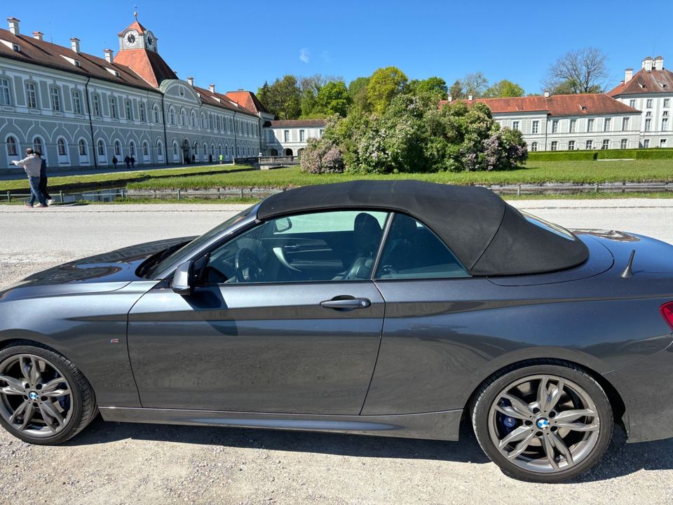 BMW M235i Cabrio*M Performance*Steptronic*H&K*Komfor in München