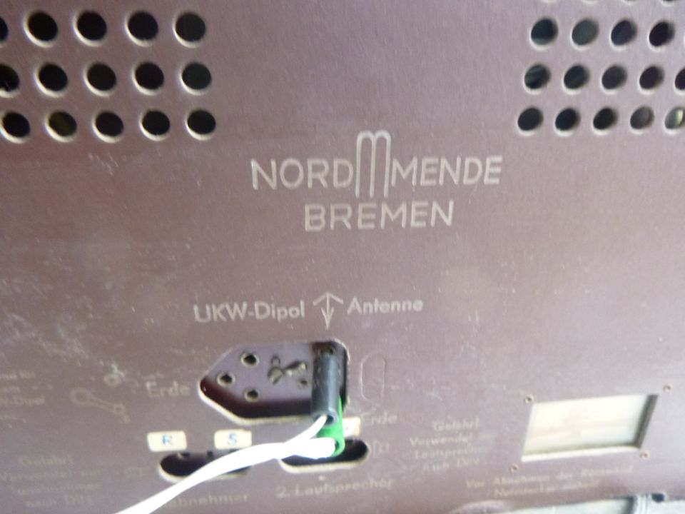 Röhrenradio MENDE - Bremen Funktioniert !!!!!!!!!!! in Schnaitsee