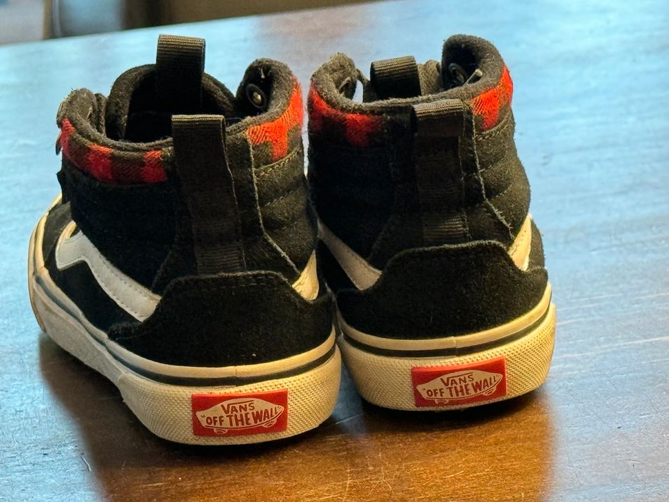 VANS Gr. 31 schwarz Schuhe Kinderschuhe Junge Mädchen in Schwalmtal