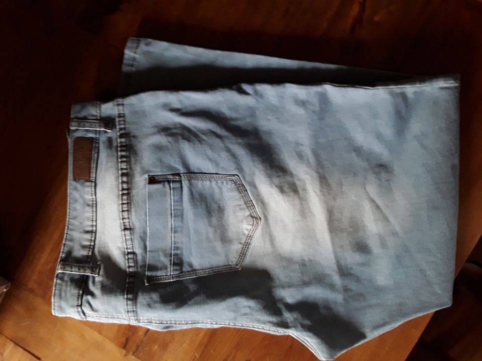 Jeans Große Größe in Langenzenn