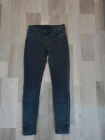 Vero moda Jeans stretch Hose XS/32 wie NEU gr.26-27/32 Nordrhein-Westfalen - Herford Vorschau