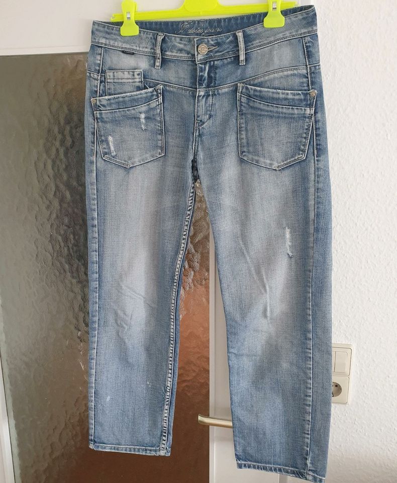 Il'Dolce 7/8 Damenjeans Damen Jeans Gr. M Neuwertig in Wehr