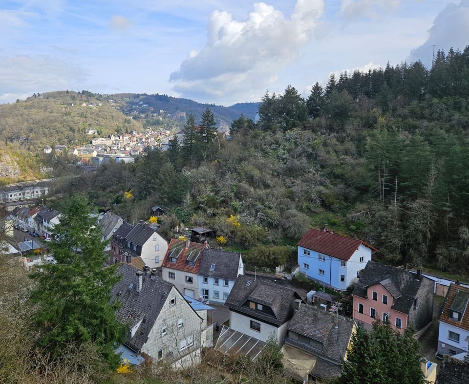 Idar-Oberstein - Notverkauf eines komplett bezugsfreien, freistehenden Zweifamilienhauses in Fischbach