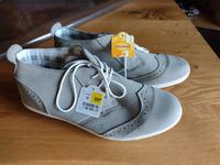 tolle NEUE Damen Halbschuhe Gr. 42 zum Schnüren grau GRACELAND Saarland - Saarlouis Vorschau