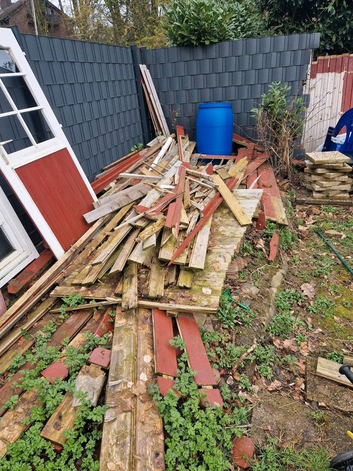 Holz vom Gartenhaus in Erkrath