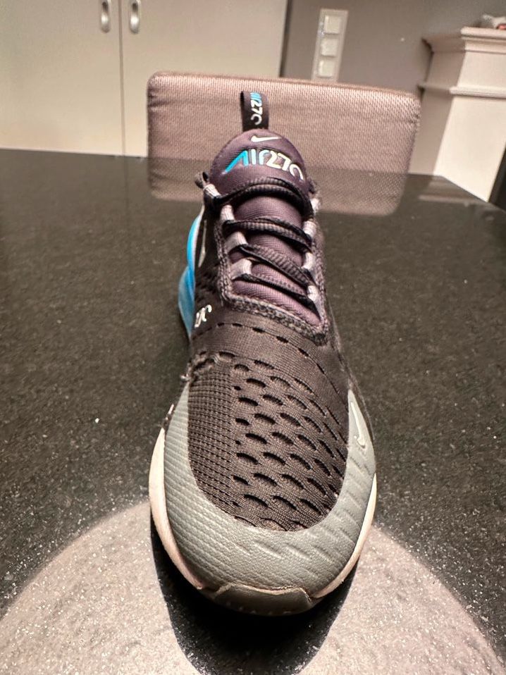 NIKE AIR MAX 270 in Frankfurt am Main