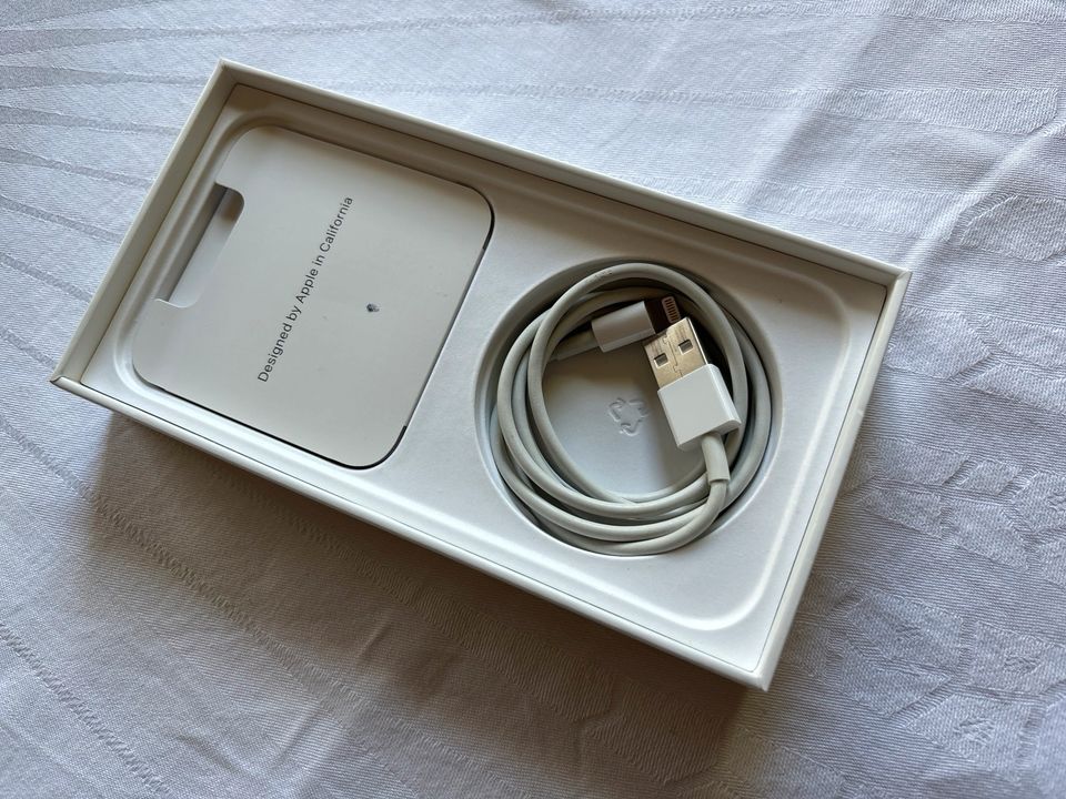 Apple 13 128gb in Burgdorf