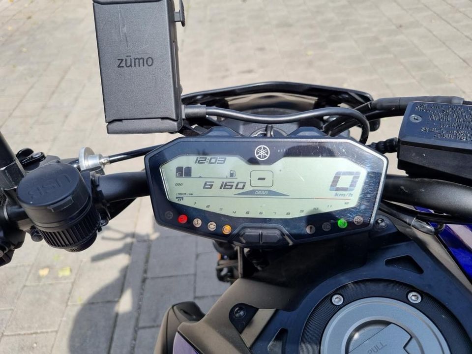 Yamaha MT07 (48PS) mit Zubehörteilen in Inning am Ammersee