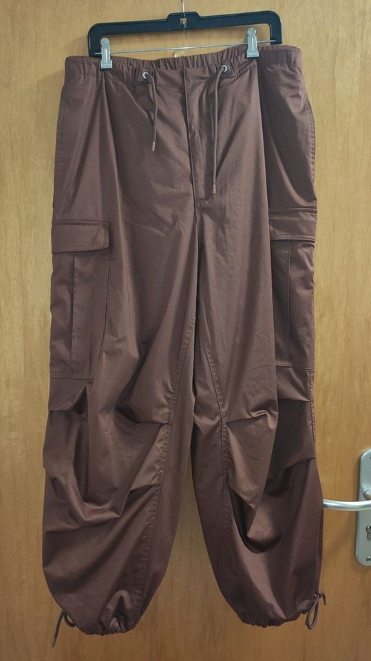 Original Emporio Armani Cargo Hose + Innenhose braun 48 50 L NEU in Saarbrücken