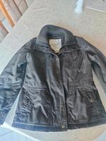 Esprit Damen Winterjacke tailliert Gr. 42 Hessen - Stockstadt Vorschau